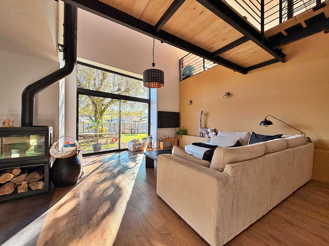 Maison à BOURGOIN-JALLIEU