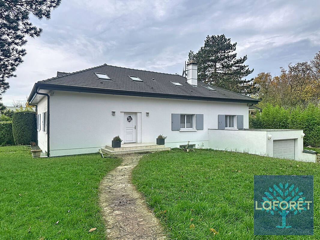 Maison à SOISY-SUR-SEINE