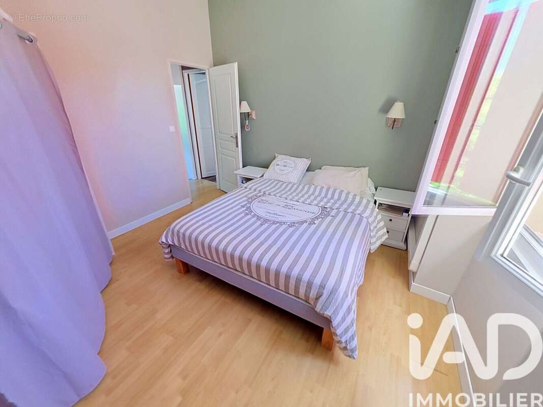 Maison 92 m² à Bouex  - photo 9