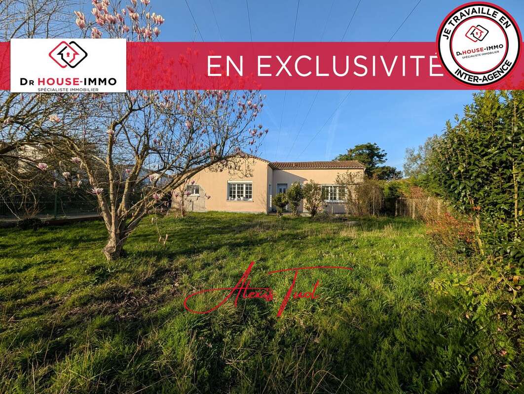 Maison à AMBARES-ET-LAGRAVE