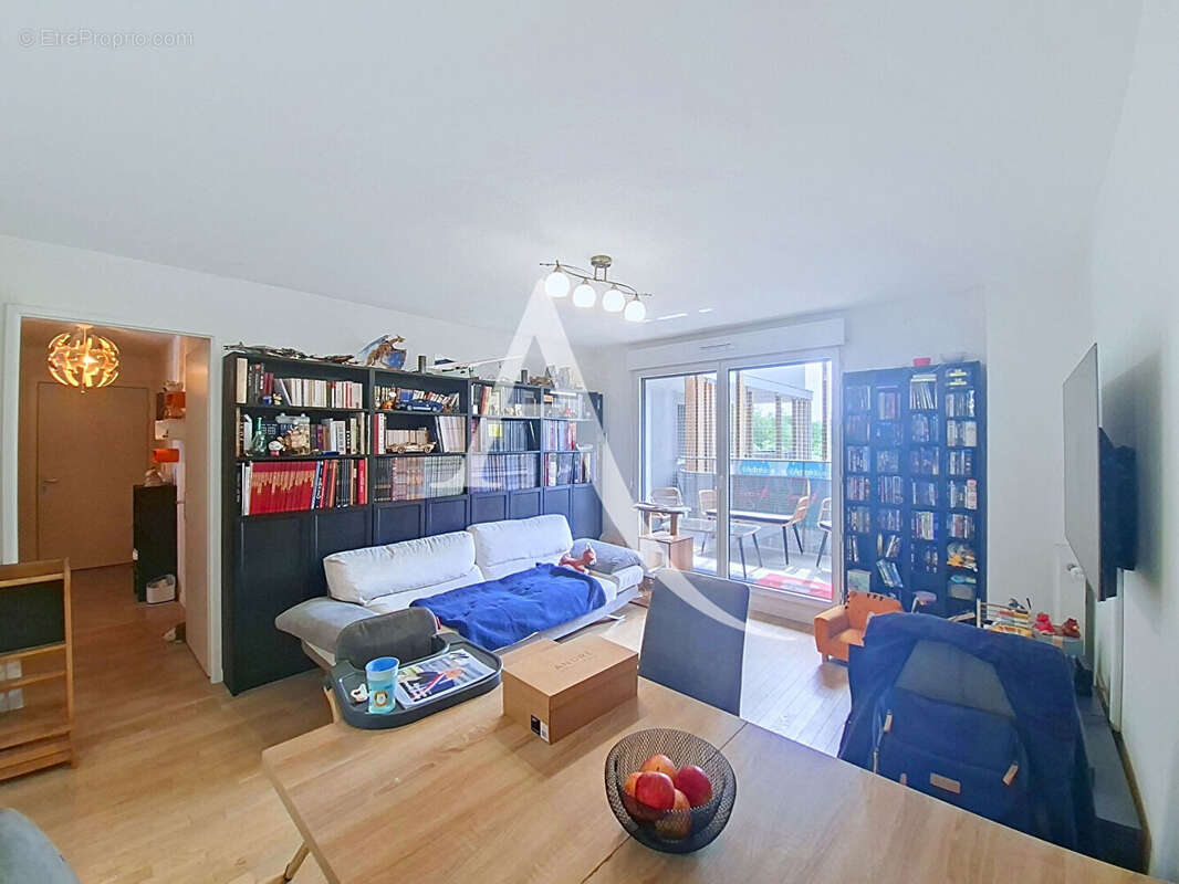 À vendre - massy atlantis - appartement 4 pièces avec balcon, double parking et à 10 minutes de massy-palaiseau - photo 3