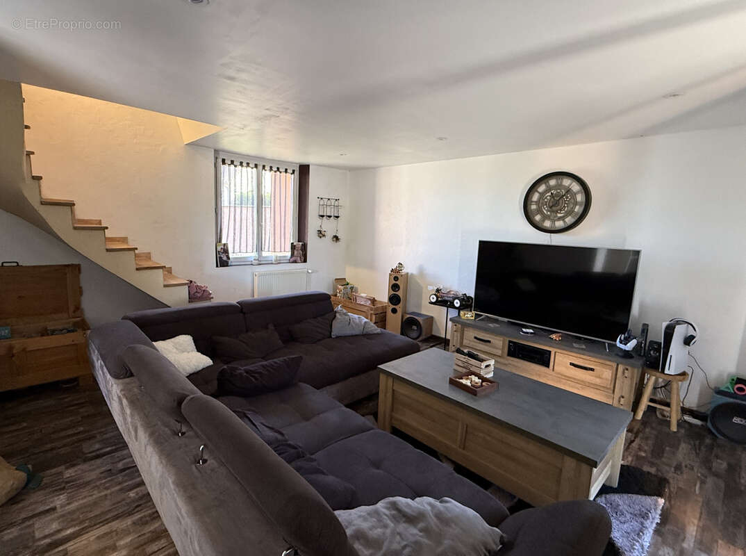 Maison à SAINT-OUEN-DE-MIMBRE