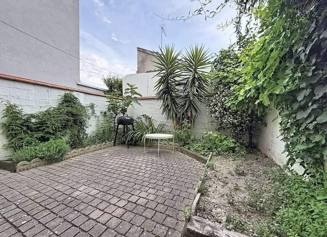 Colombes – exclusivité – charmante maison de ville 3 chambres avec jardin - photo 21