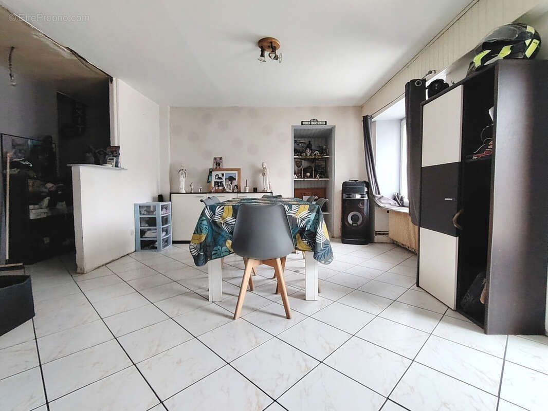 Maison à SOTTEVAST
