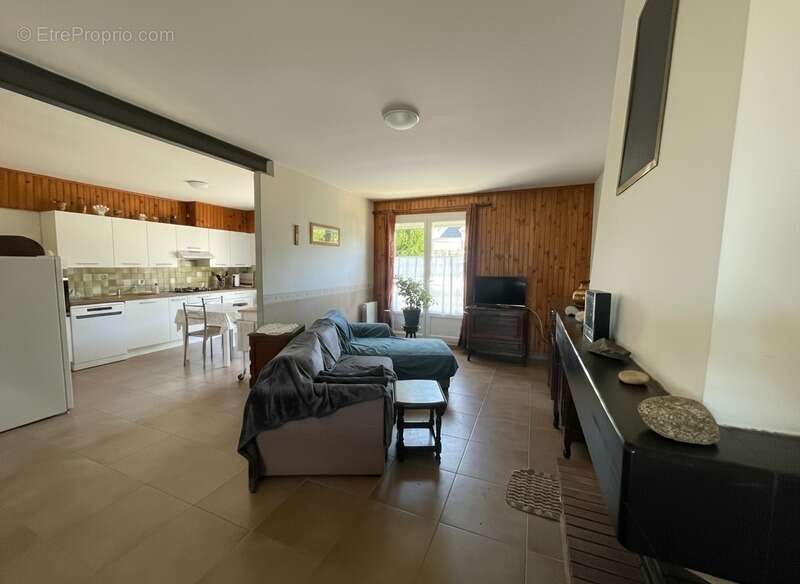 Maison à vendre DPE D à GUINGAMP  (22) - photo 5