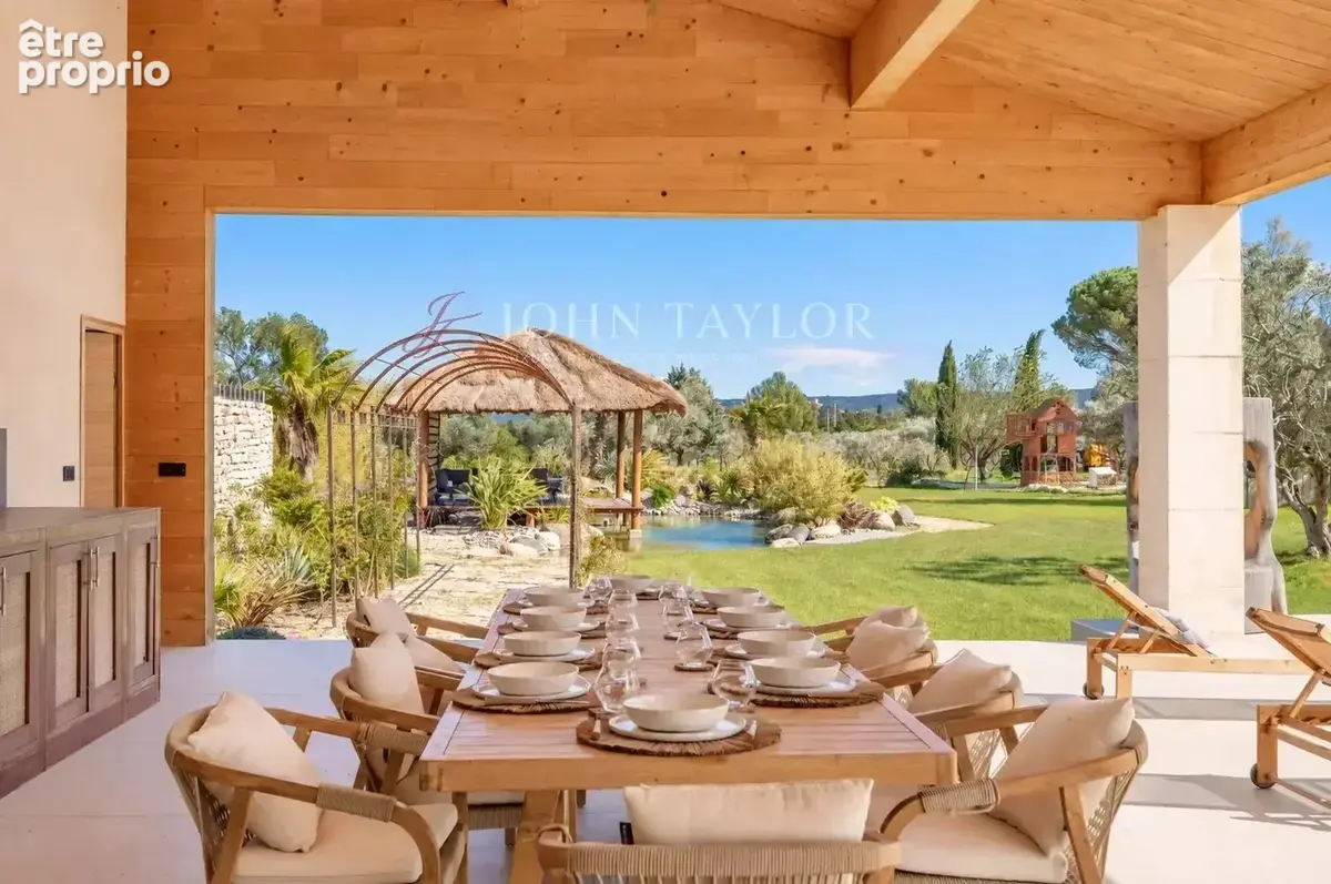 Propriété contemporaine face aux Alpilles à Eygalières - photo 8