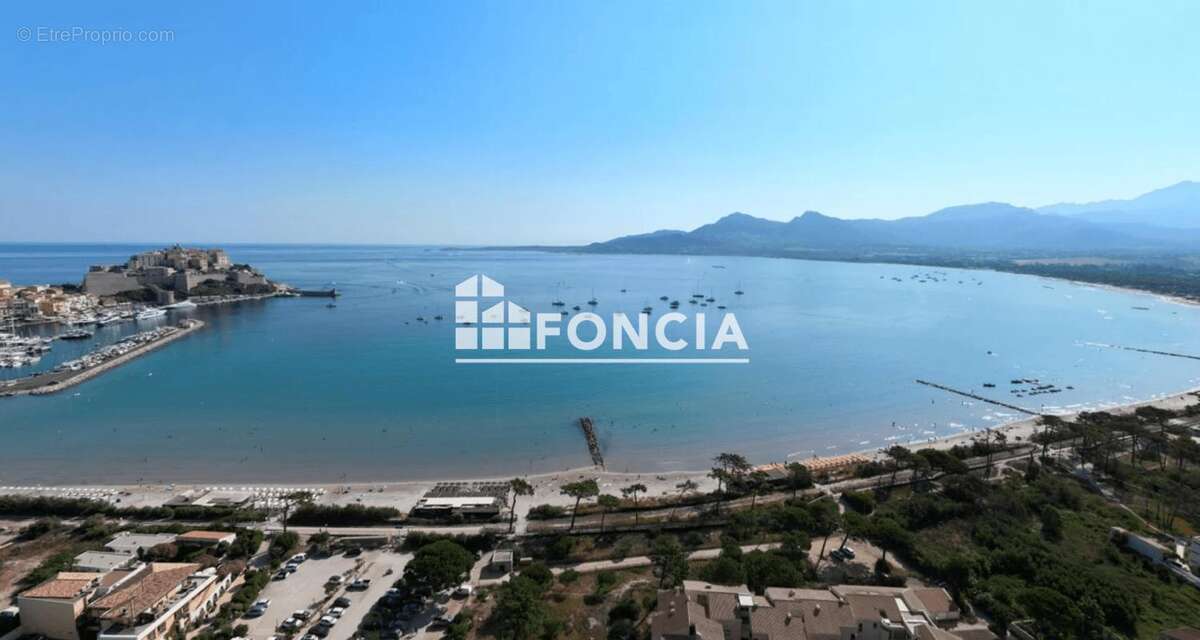 Appartement à CALVI