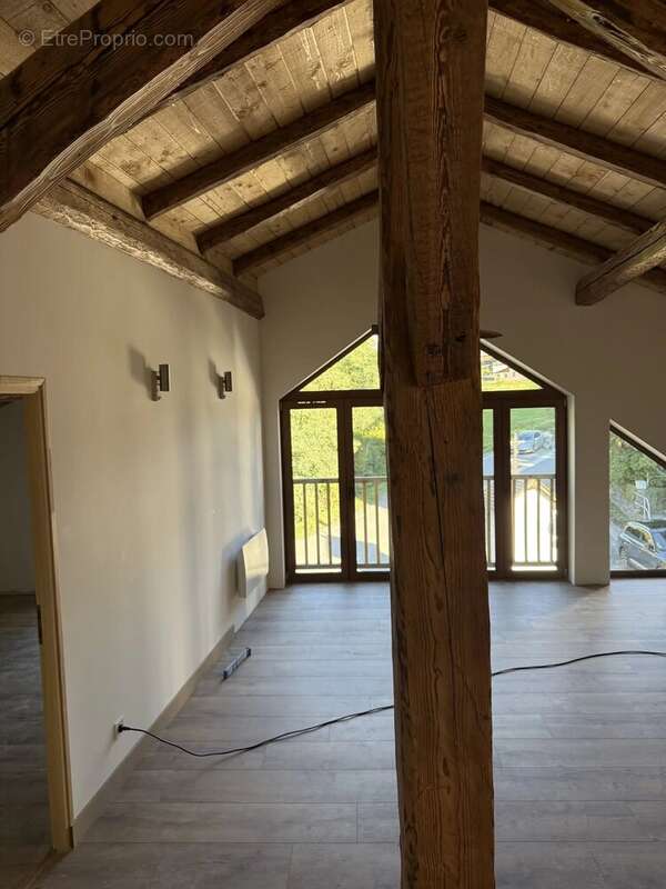 Appartement à LA PERRIERE