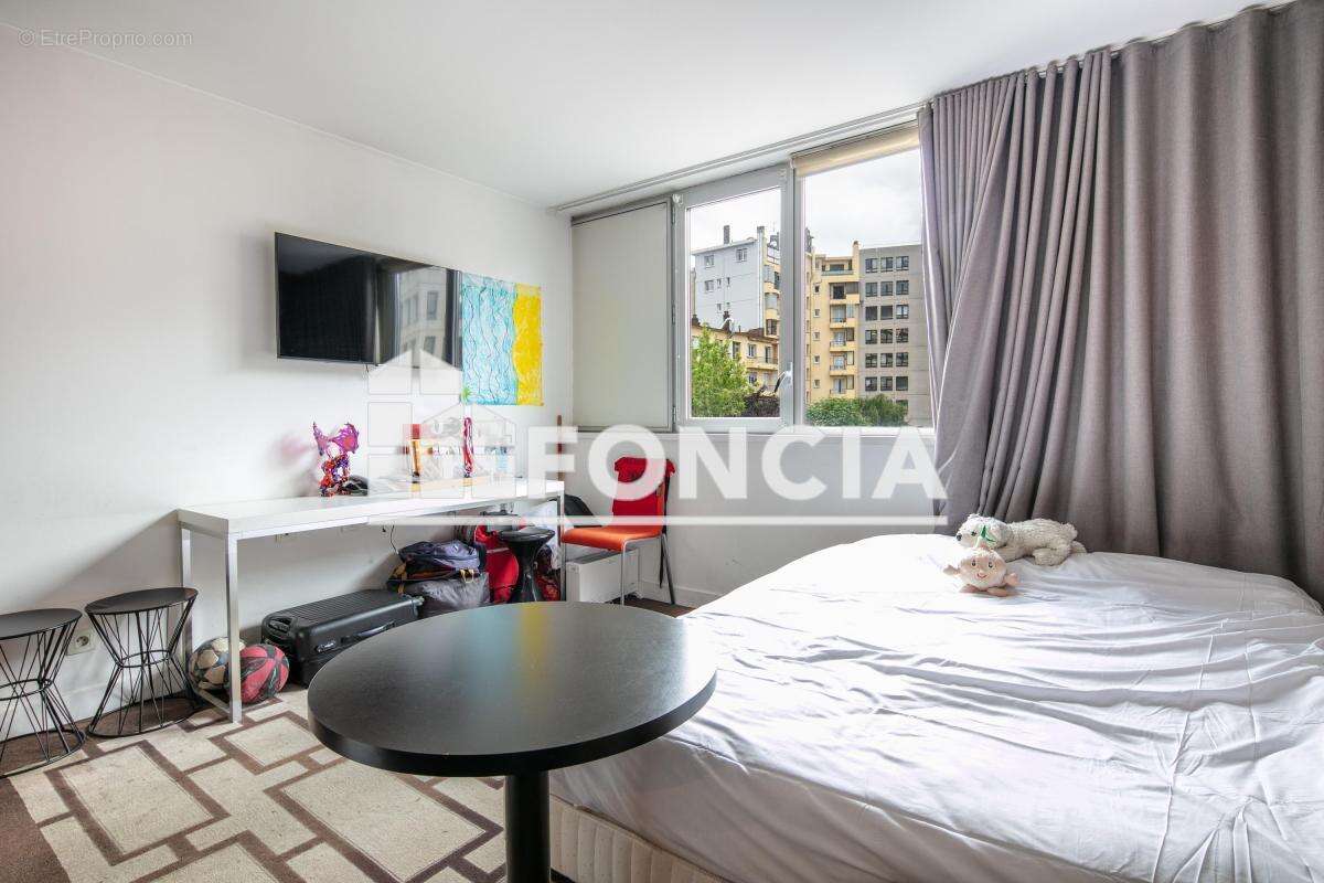 Vente - Appartement en résidence services - Studio - 23,41 m² - - photo 7