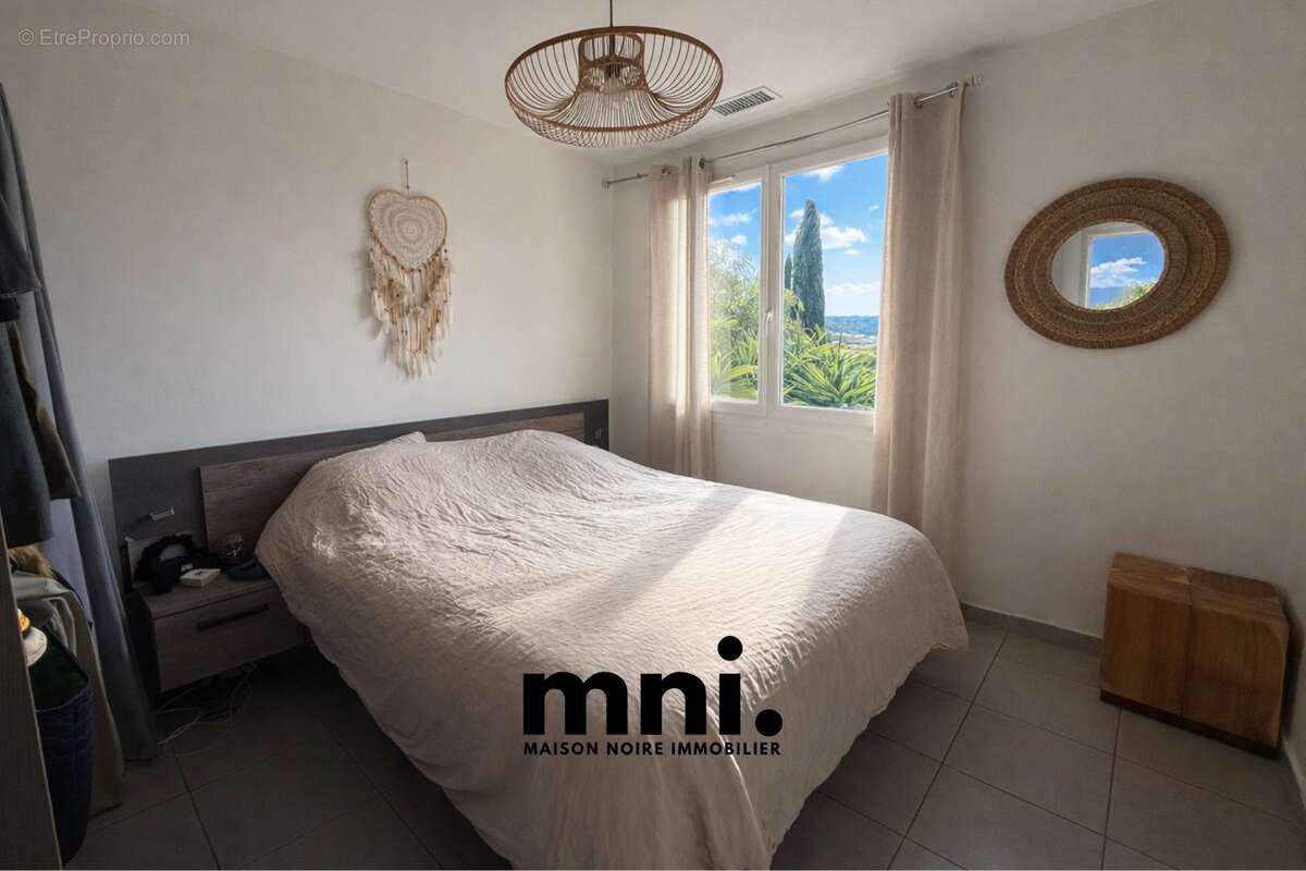 Appartement à LA VALETTE-DU-VAR