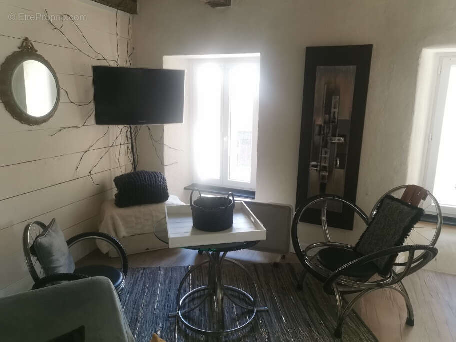 Maison à LA SALVETAT-SUR-AGOUT