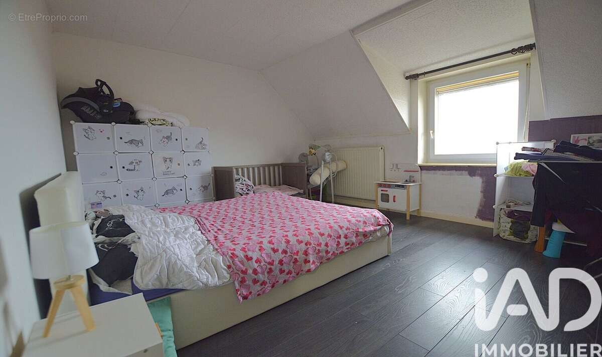 Maison 90 m² à Sainte-Marie-Aux-Chenes  - photo 8