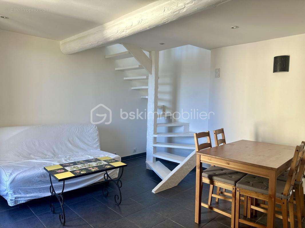 Appartement à FORCALQUIER