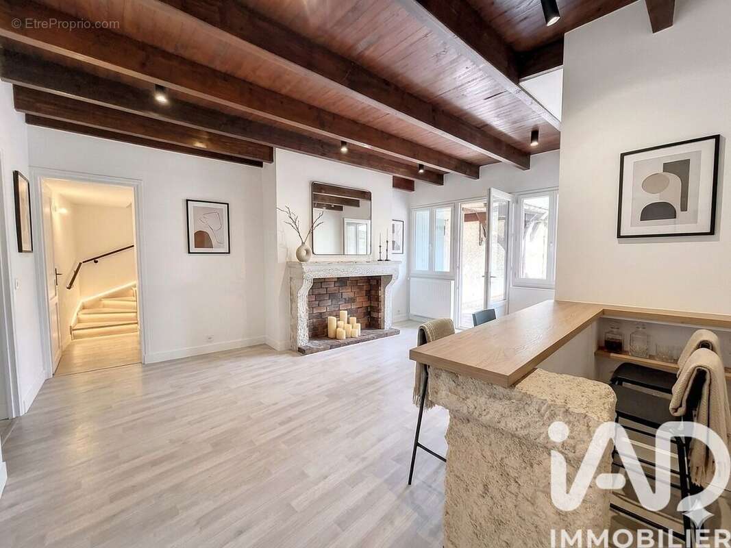 Photo 1 - Maison à LEIGNES-SUR-FONTAINE