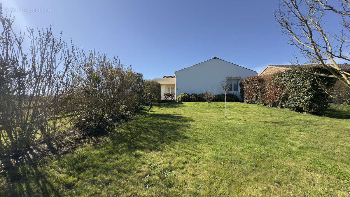Maison à TALMONT-SAINT-HILAIRE