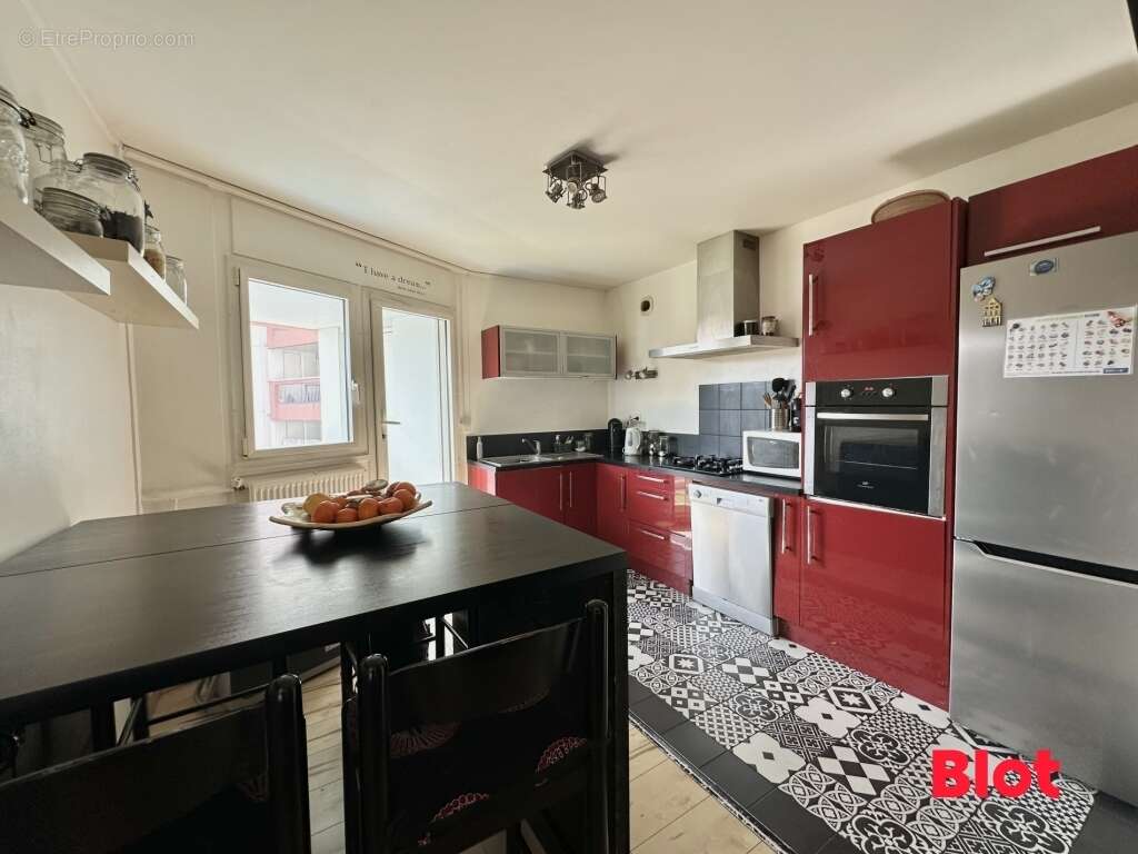 Appartement à REZE