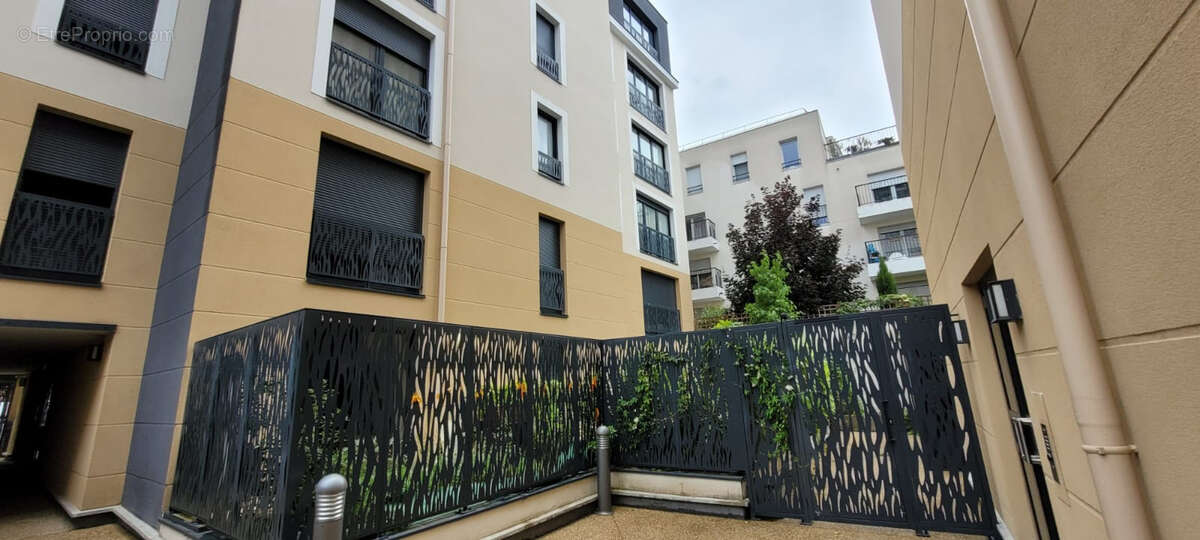 Studio en rez de jardin au calme - photo 2