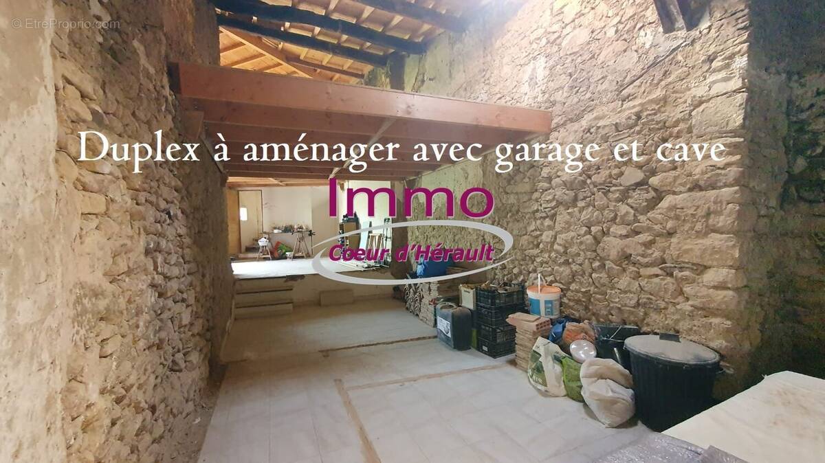 Appartement à ANIANE