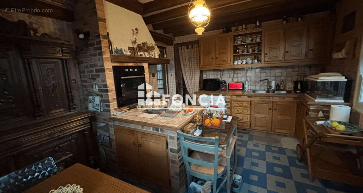 Maison à LE VAL-DAVID