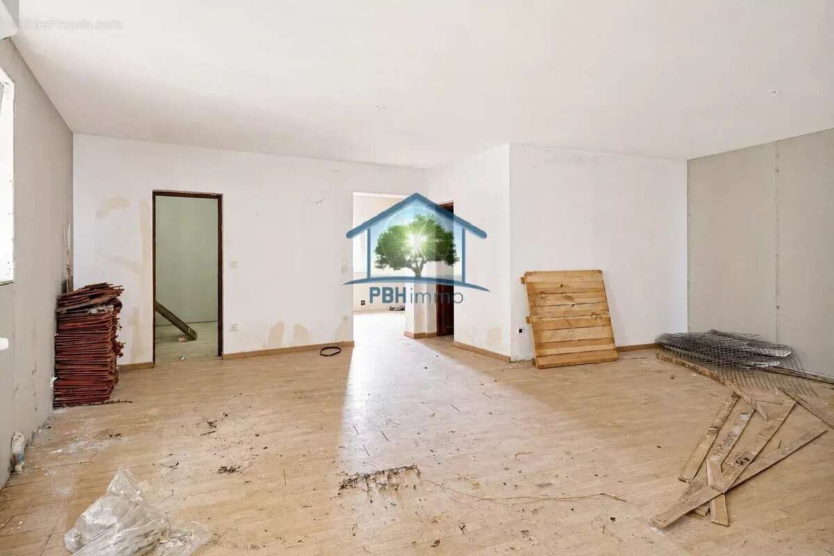 Ottersthal (67) - batiment usage commercial 21 pièces 787m²  sur 50,95 ares - photo 14
