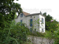 Maison à MONTAIGU-DE-QUERCY