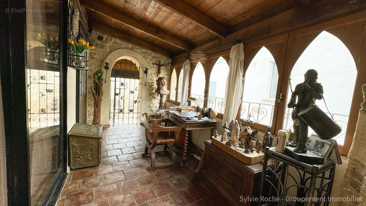 Maison à CADEROUSSE