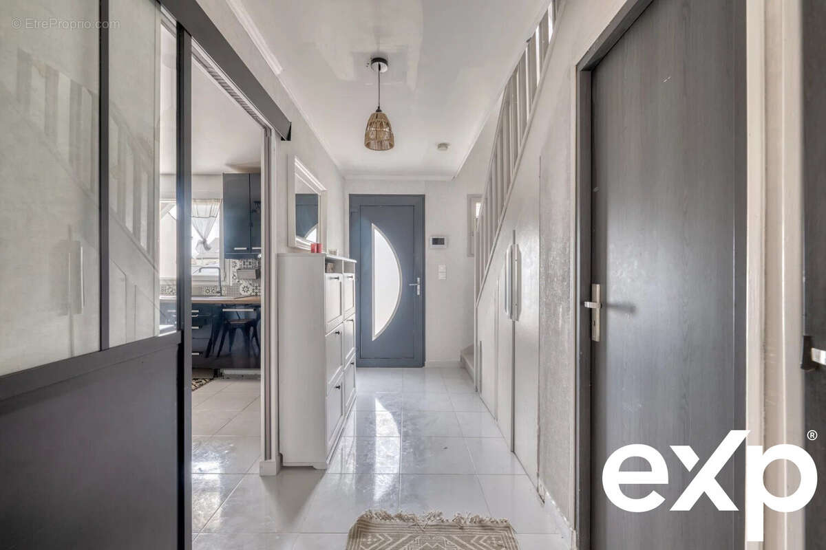 Maison à DAMMARTIN-EN-GOELE