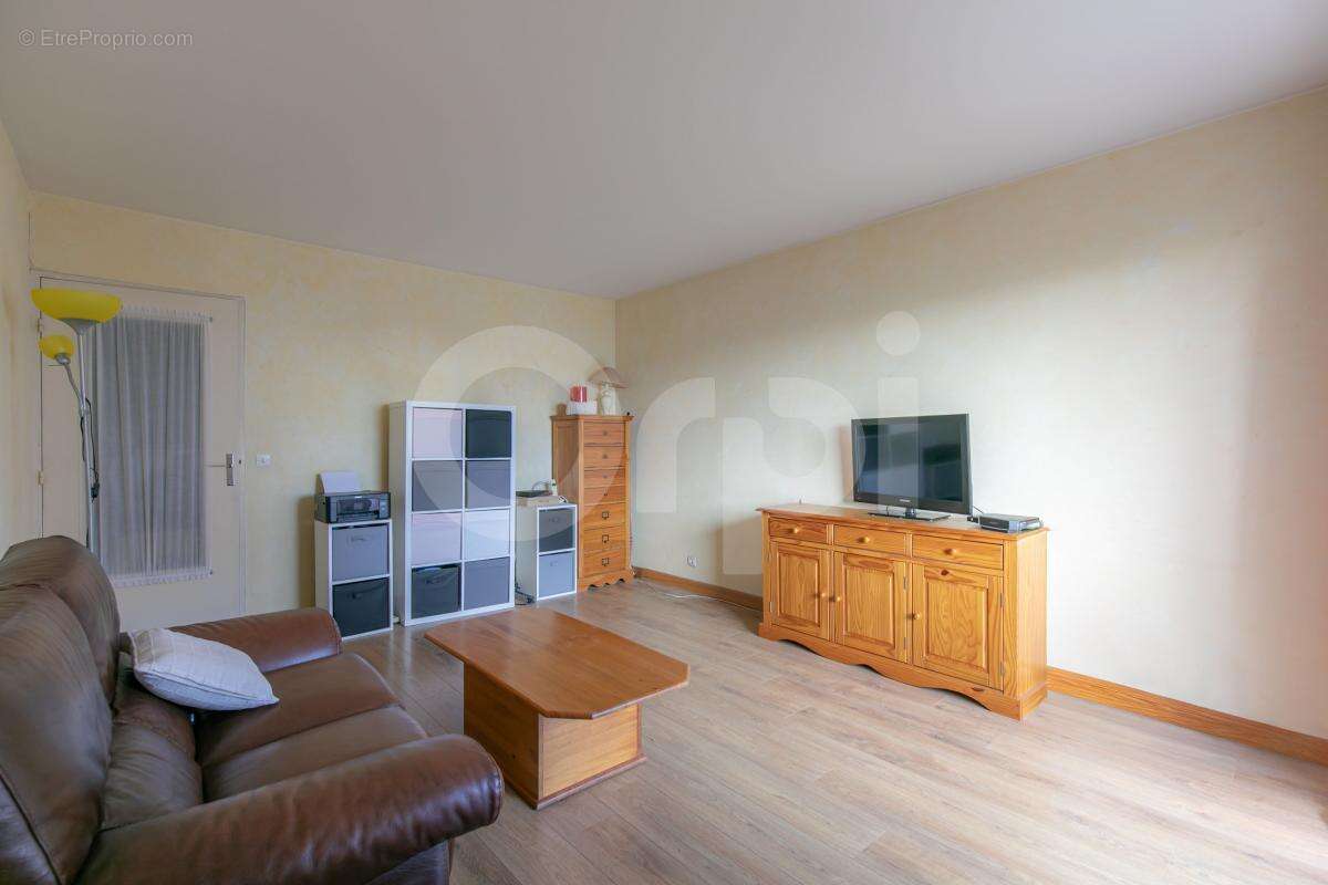 Appartement à BOISSY-SAINT-LEGER