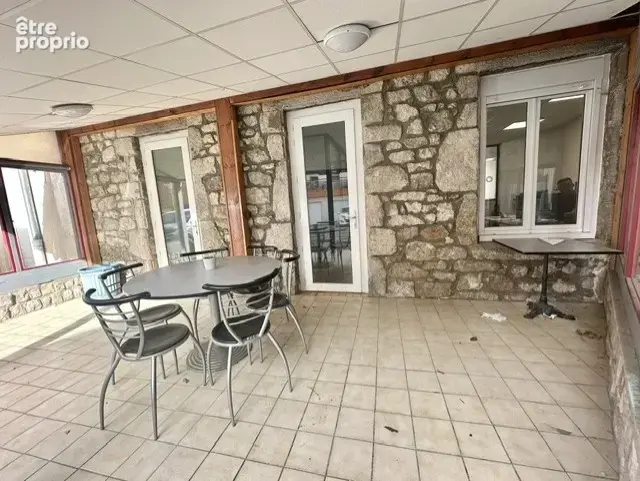 Immeuble  de  278m2 - photo 10