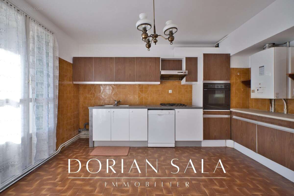 Appartement à MARSEILLE-10E