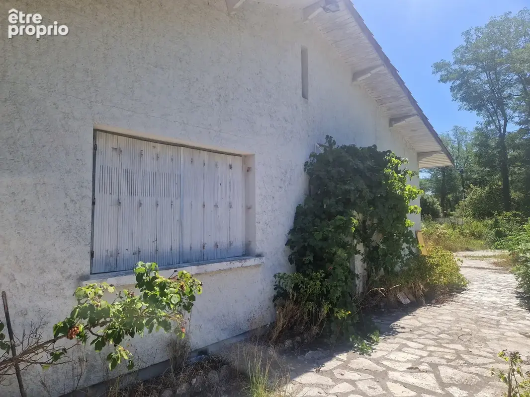 Maison à AVENSAN