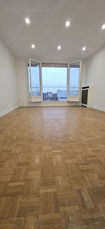 Appartement à ENGHIEN-LES-BAINS