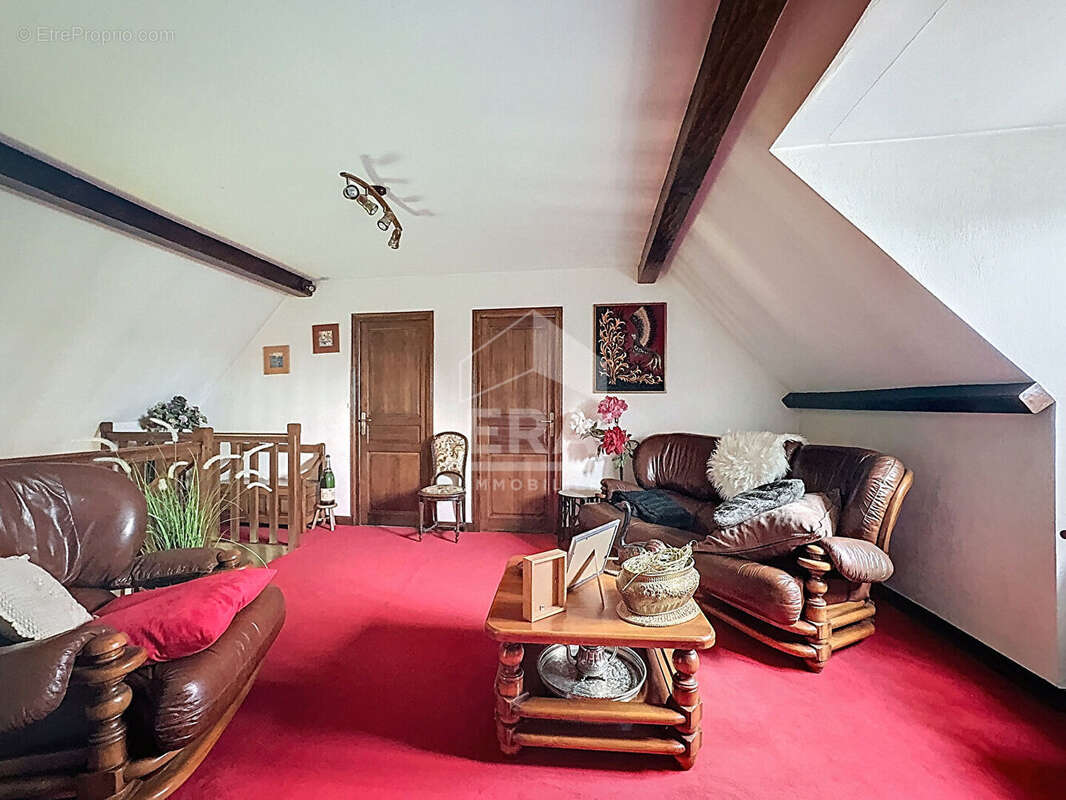 Maison à CHAUMONTEL