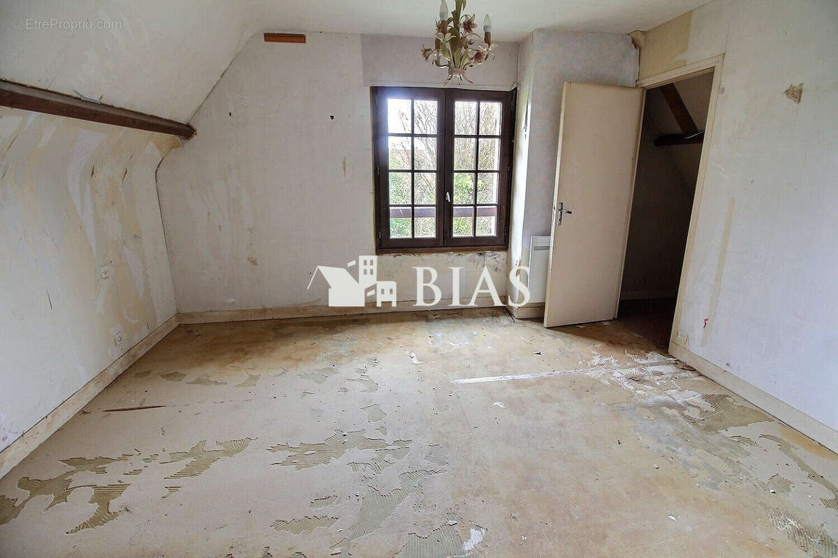 Maison 100 m² à Mesnil-Raoul  - photo 8