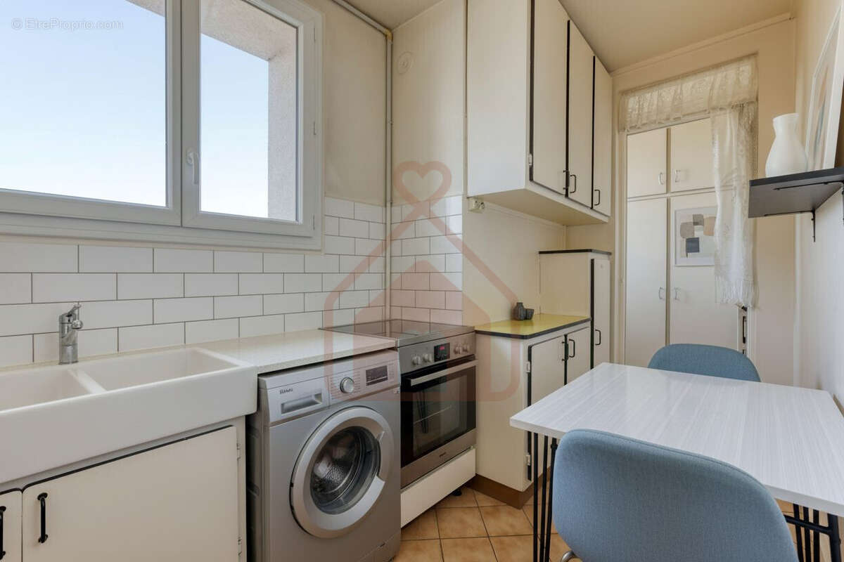 Appartement à IVRY-SUR-SEINE