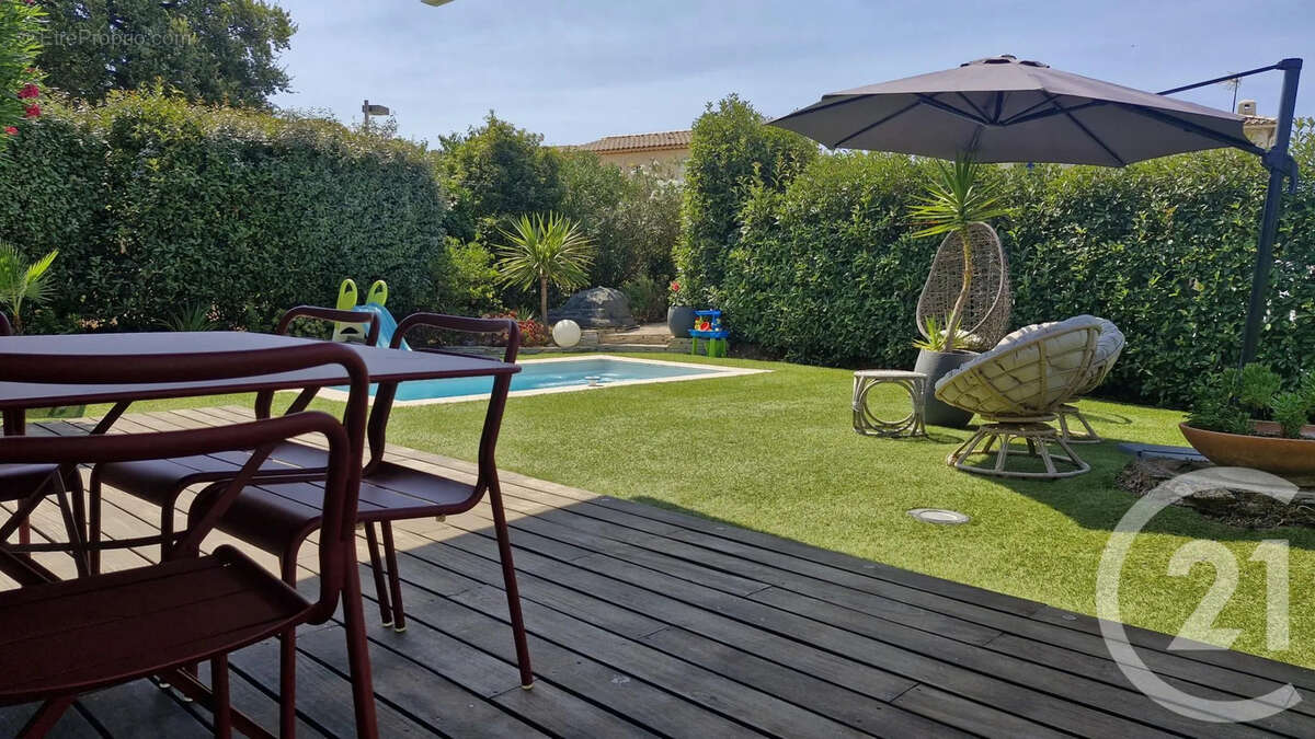 Maison 143 m² à Six-Fours-Les-Plages  - photo 2