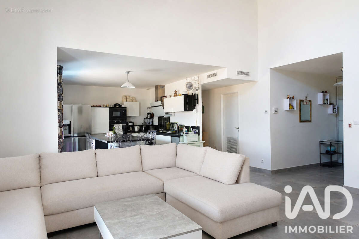 Photo 2 - Maison à LE LUC