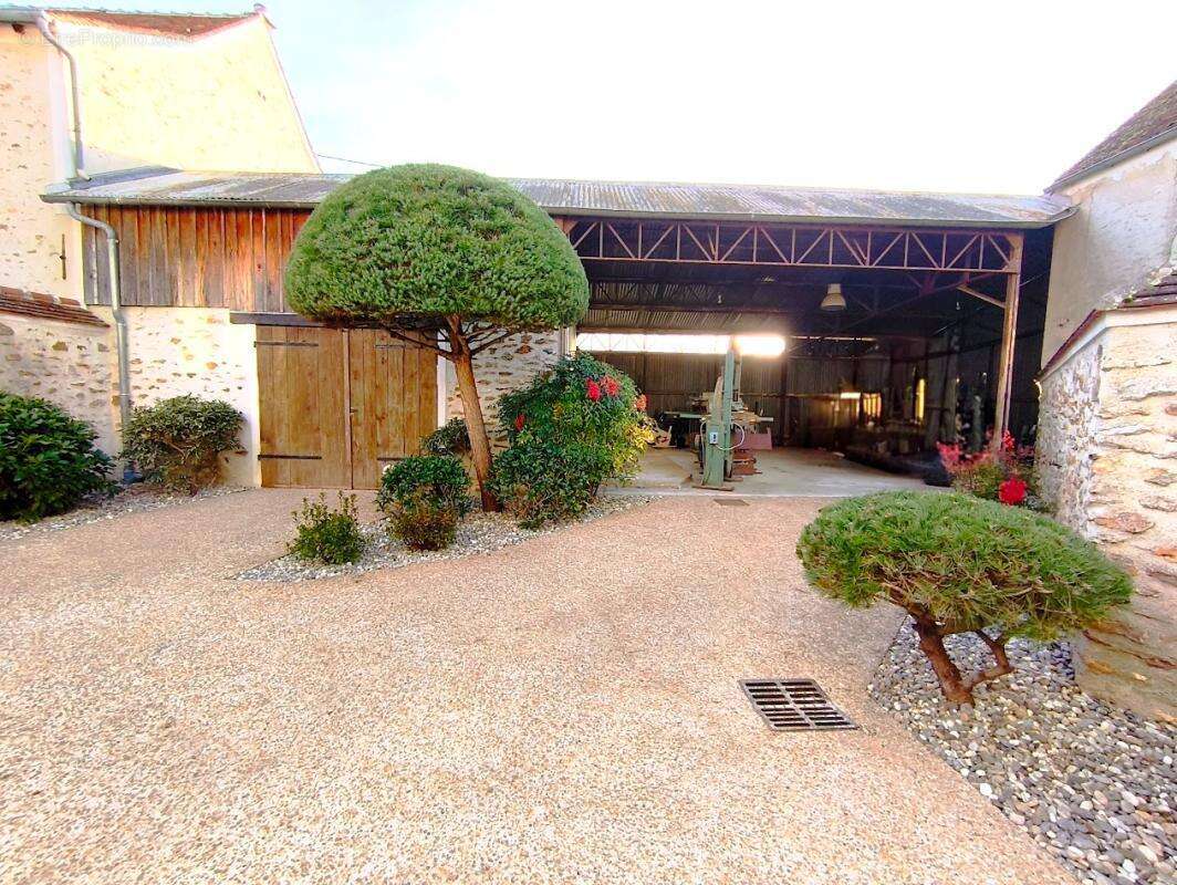 Maison à DAGNY