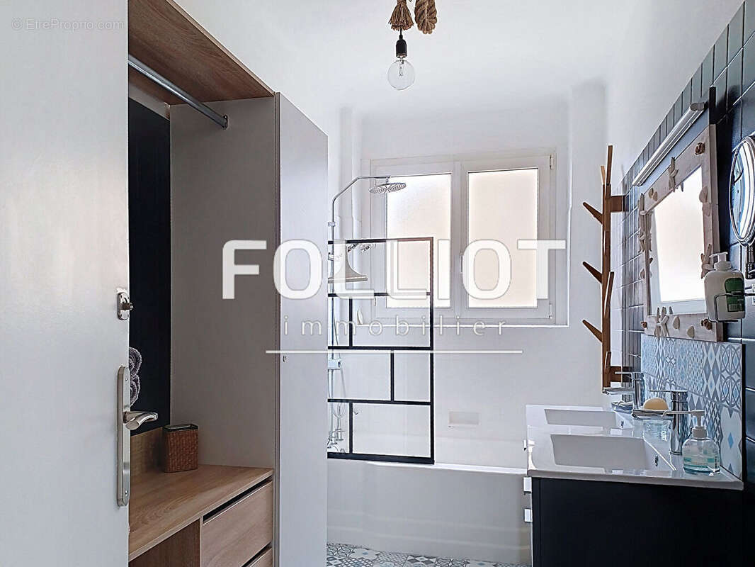 Maison Pontorson 8 pièce(s) 159 m2 - photo 8