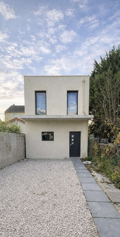 Maison à BAGNOLET