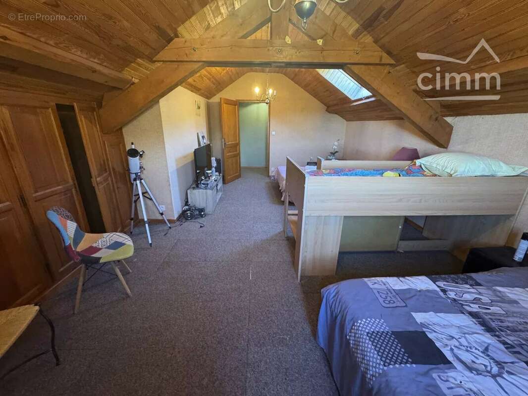 Maison à VERTOLAYE