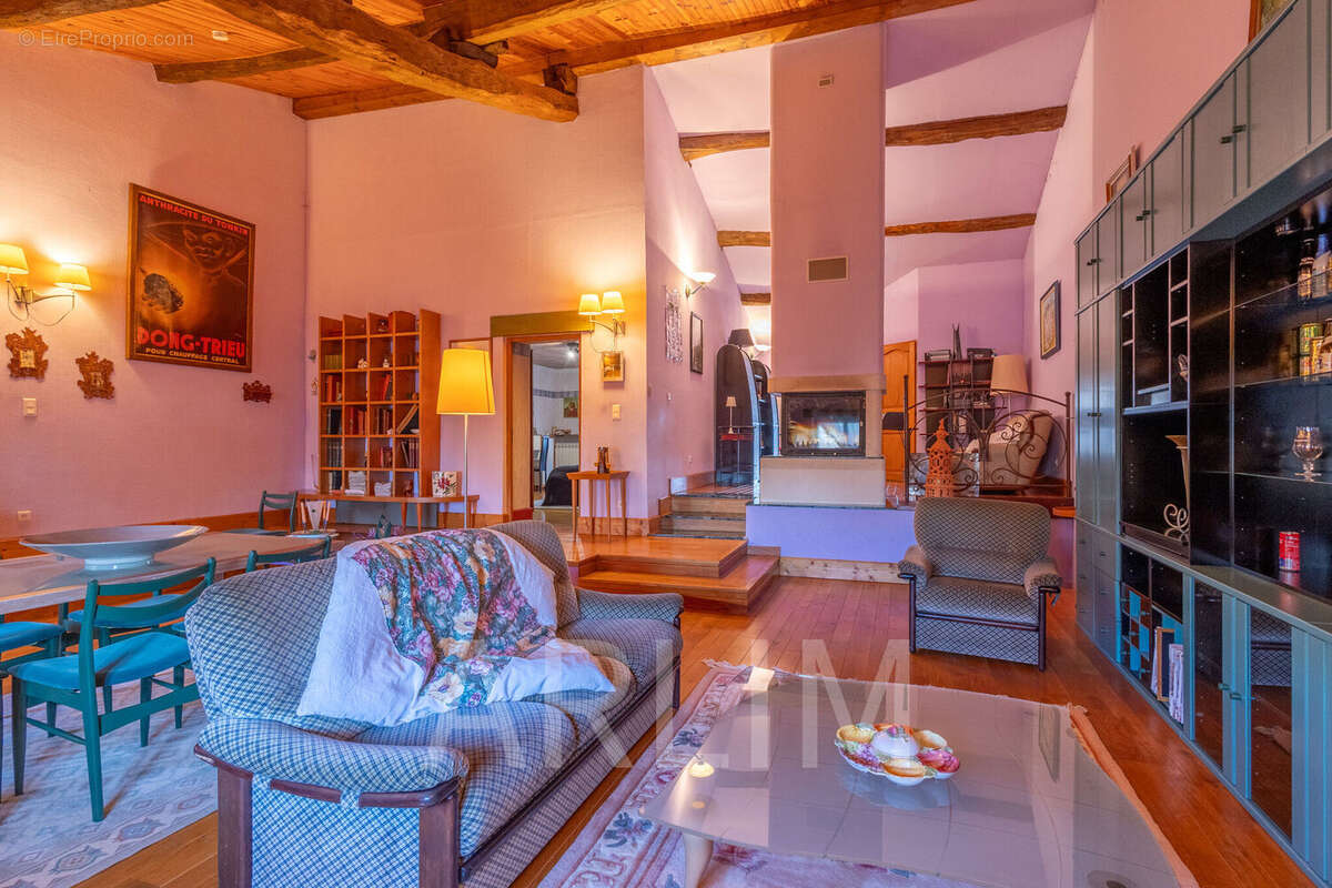 Photo 8 - Maison à VILLETTE-SUR-AIN