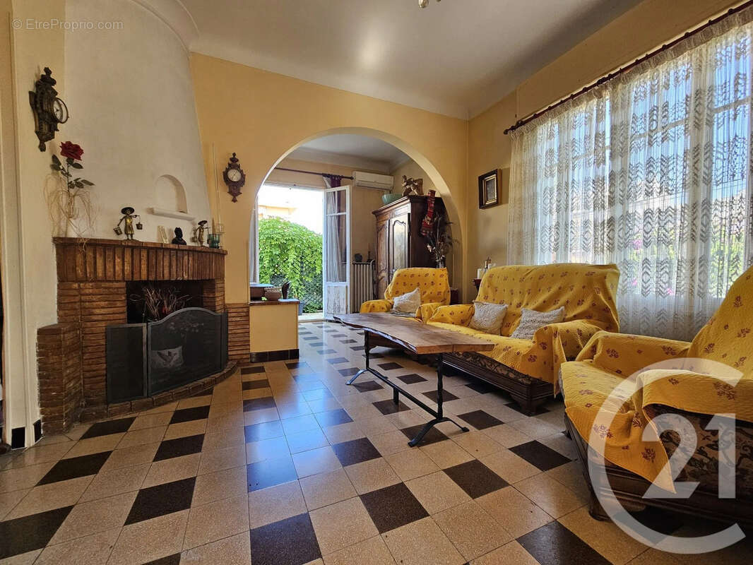 Maison 151 m² à Cagnes-Sur-Mer  - photo 10