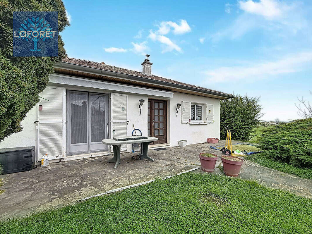 Maison Mornant 3 pièce(s) 69 m2 - photo 2