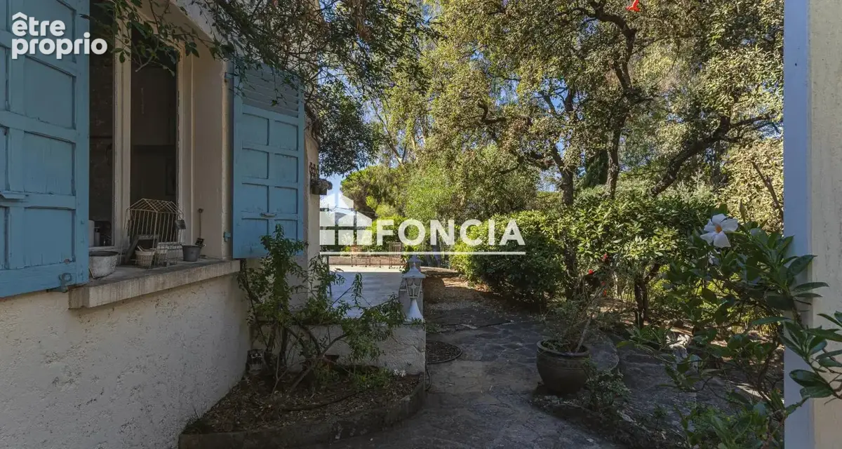 Bormes-les-mimosas – propriété avec piscine – 4 chambres – terrain 2 610 m² - photo 5