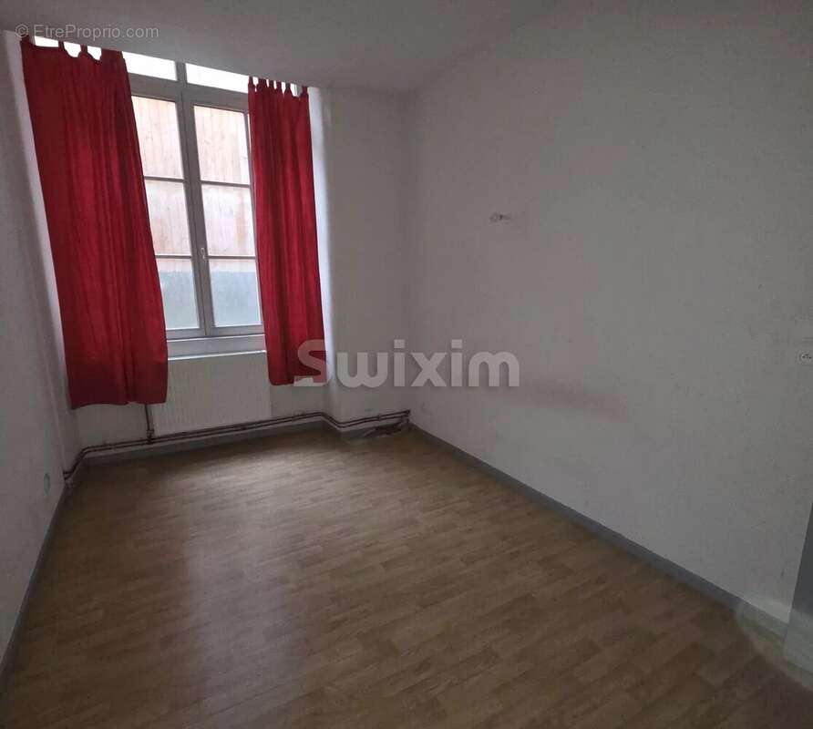 Appartement à POLIGNY