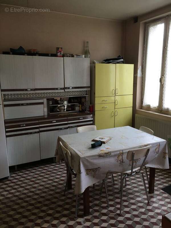 Maison à SCEAUX-SUR-HUISNE