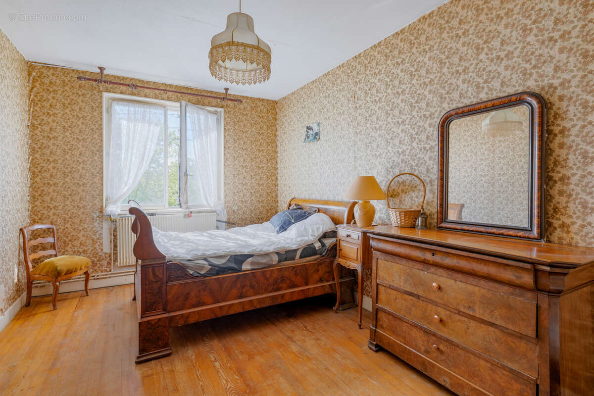 Maison à CHAPONOST