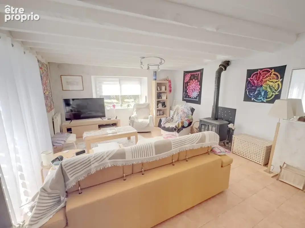 Maison T6 avec jardin et piscine à Verdalle ! - photo 11