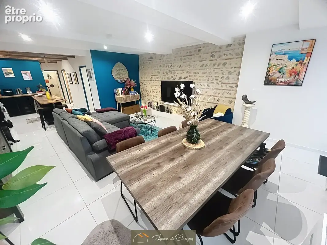Appartement entierement renove  de type 2 65.77 m2 - photo 4